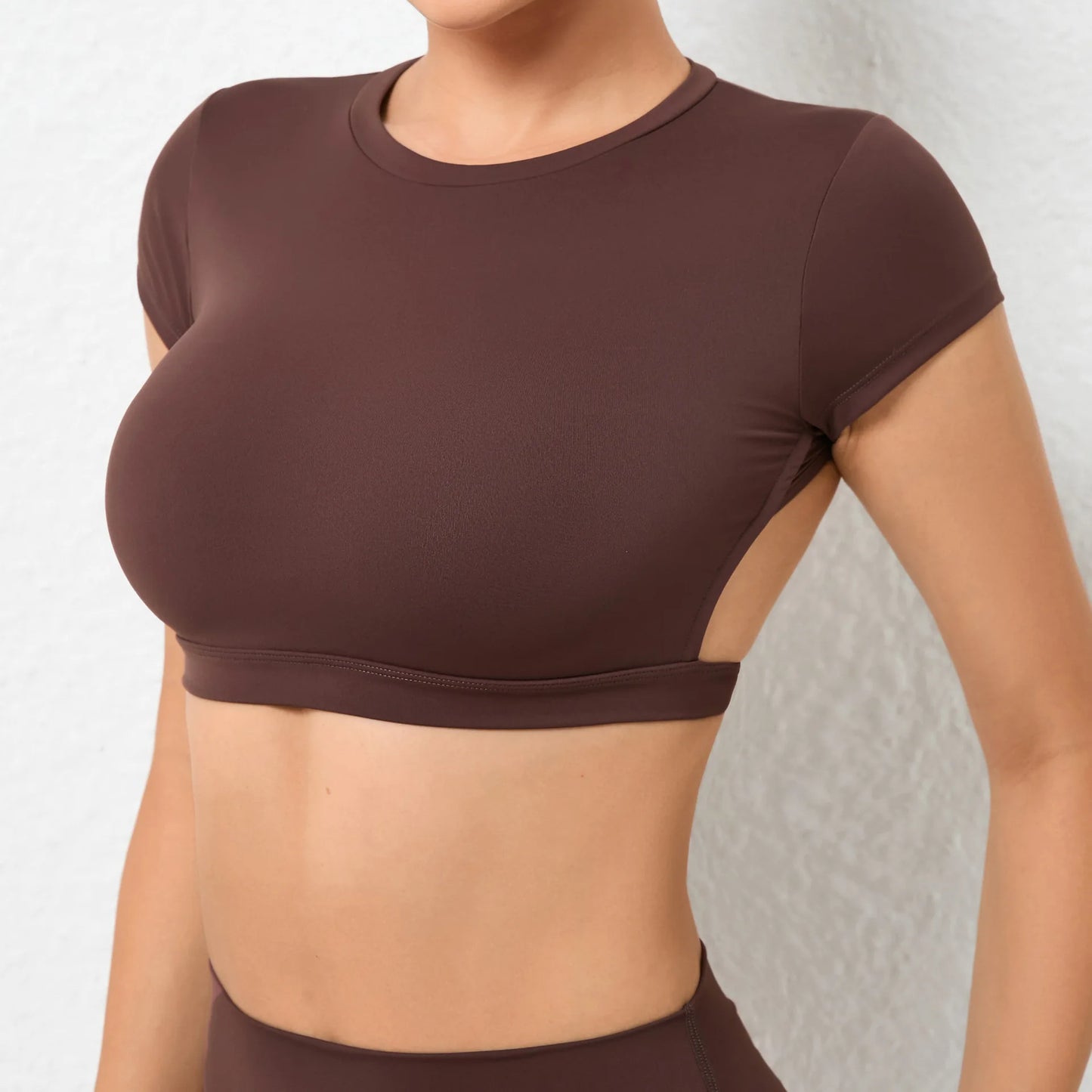 THE ARYA – BACKLESS ACTIVE TOP